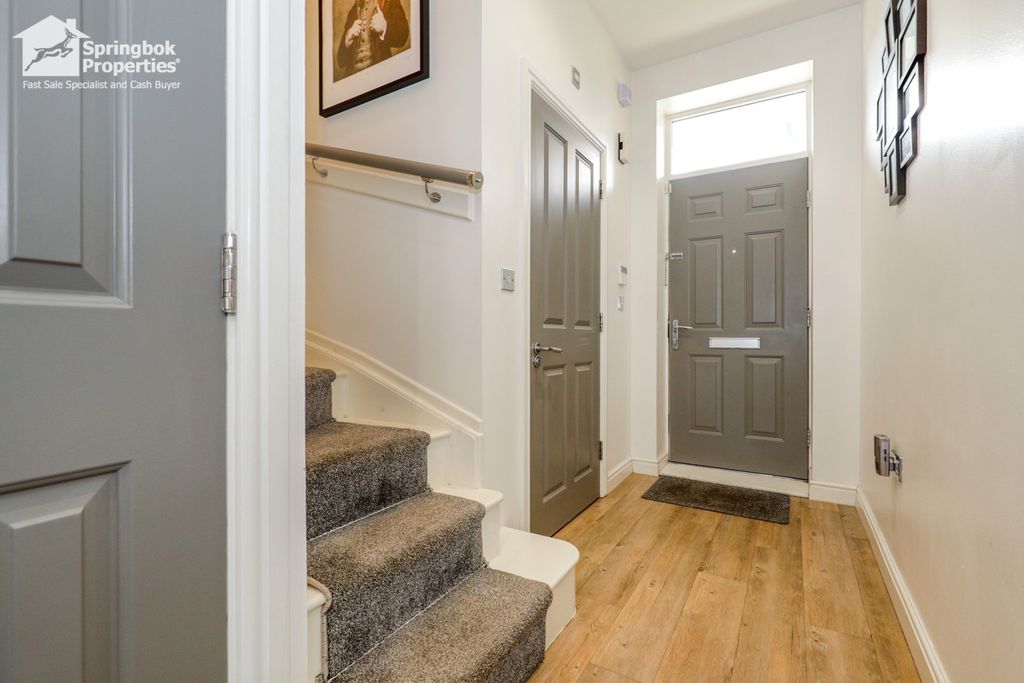 Property photo 2 of 21 Image 2