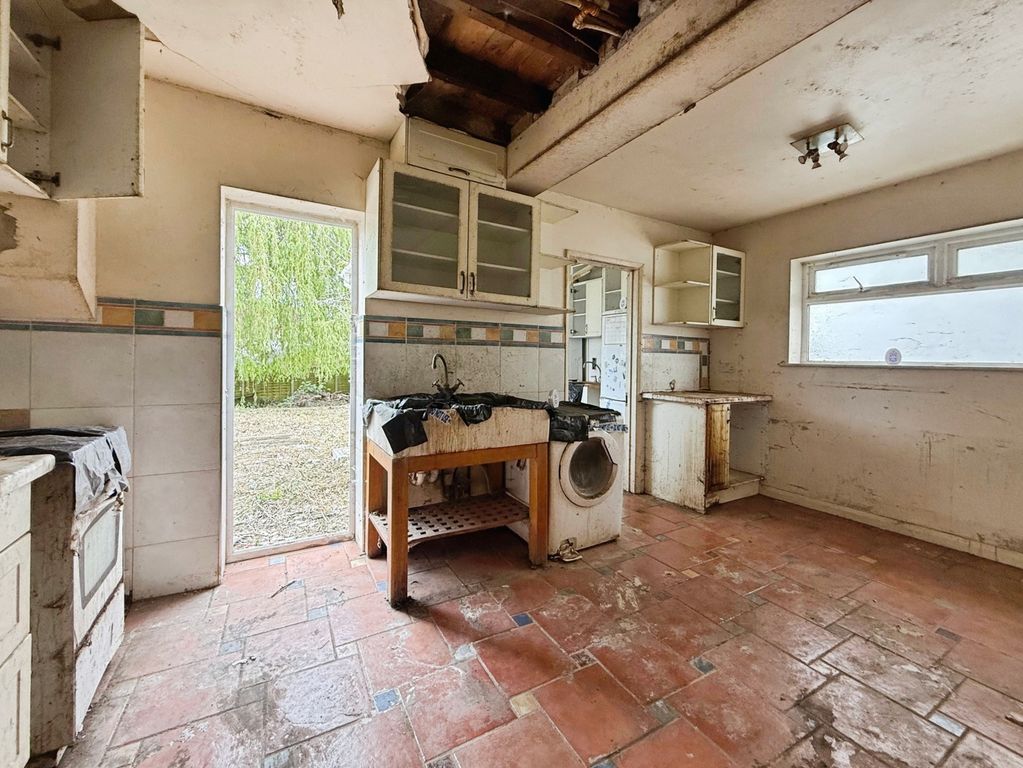 Property photo 2 of 12 Pbox-Img.Jpeg