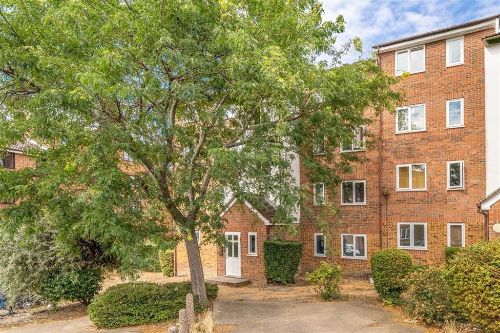 Property photo 1 of 5