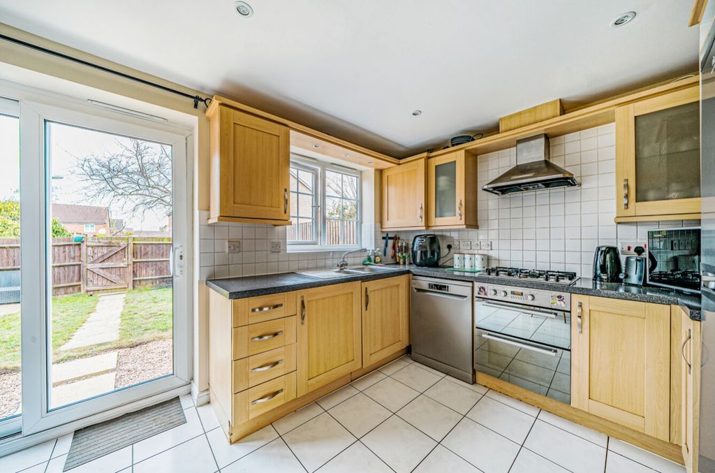 Property photo 3 of 10 1258075 (4)