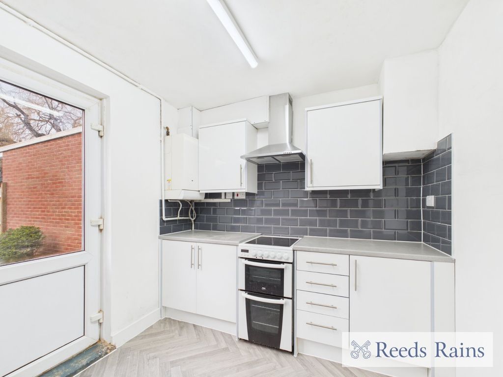 Property photo 1 of 12 Picture No. 28