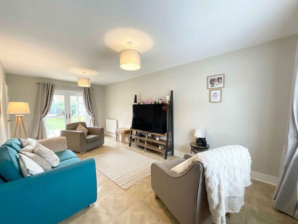 Property photo 3 of 30