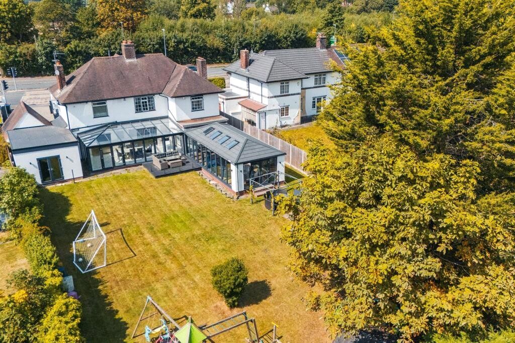 Property photo 1 of 19 13 Chester Road