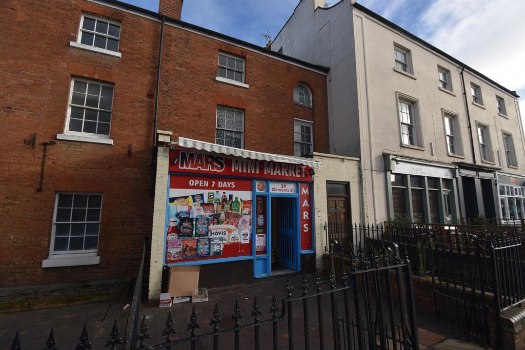 Property photo 1 of 9