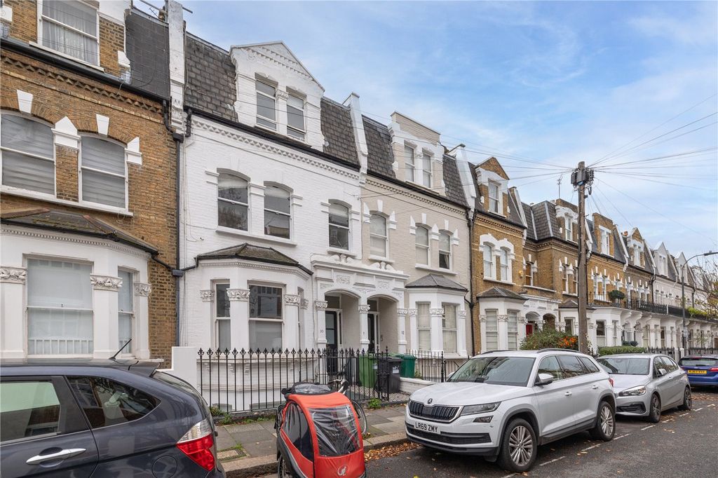 Property photo 3 of 11 Picture No. 27