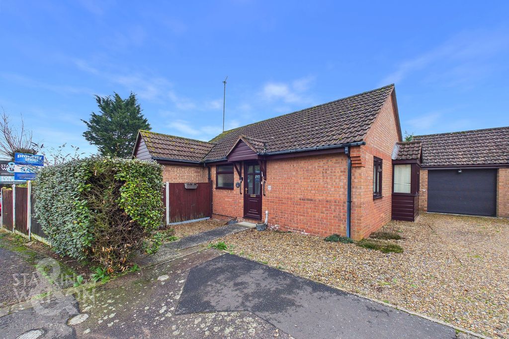 Property photo 1 of 28