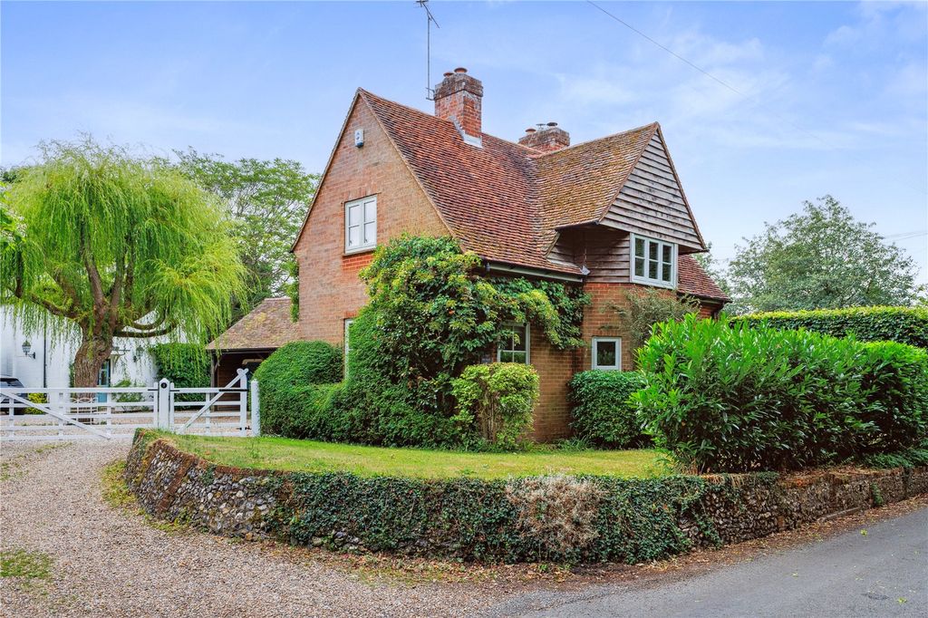 Property photo 1 of 19 Front