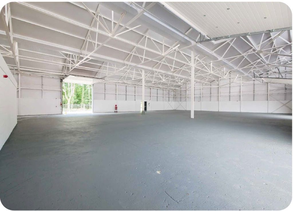 Property photo 2 of 4 Unit 6 Warehouse.Jpg