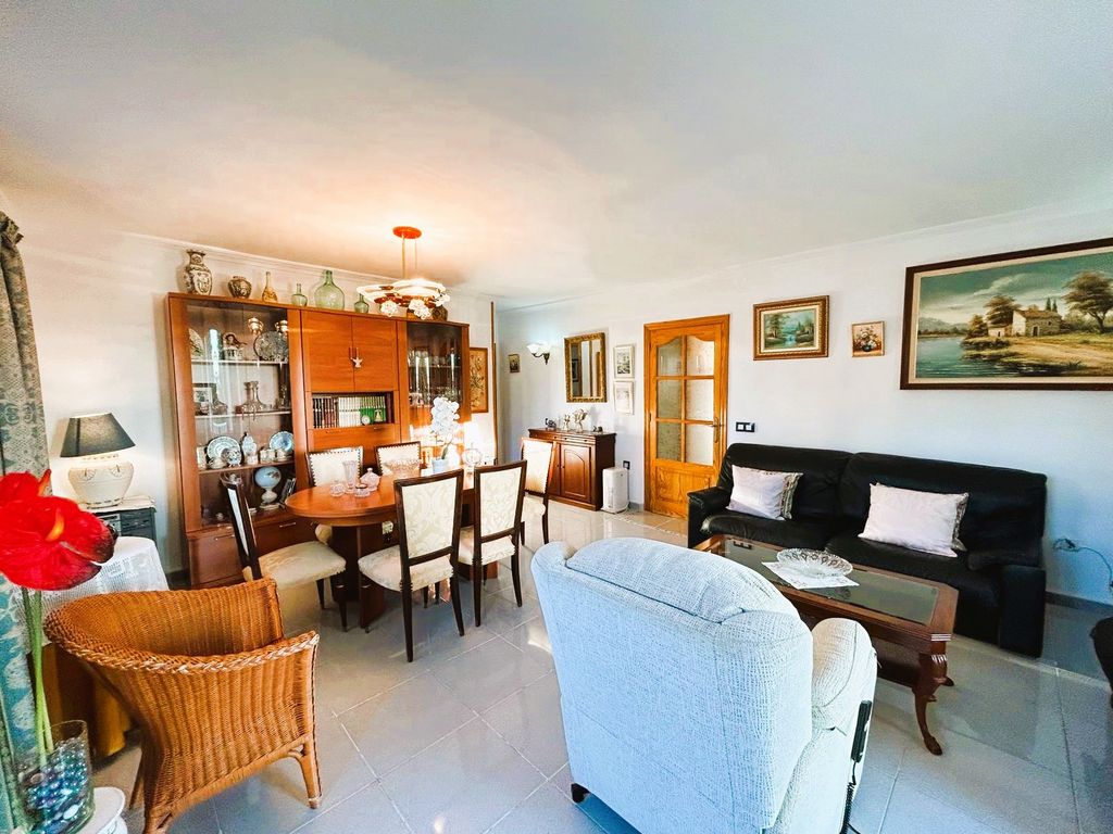 Property photo 3 of 13 3 81015.Jpeg