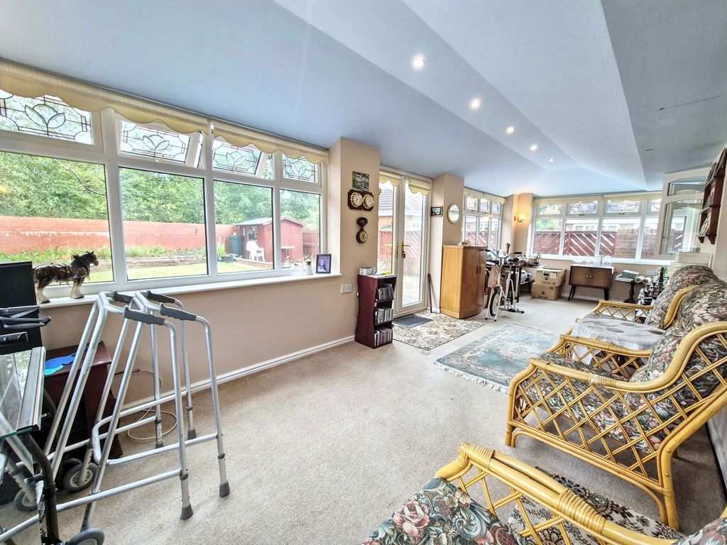 Property photo 3 of 24