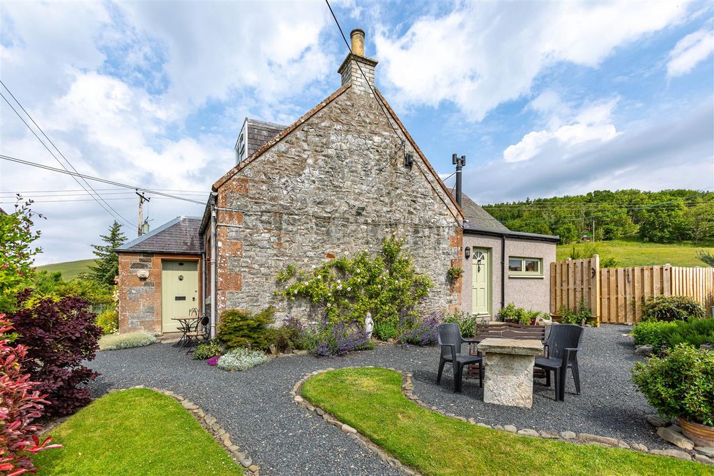 Property photo 3 of 48 Old Lewinshope Selkirk 05.Jpg