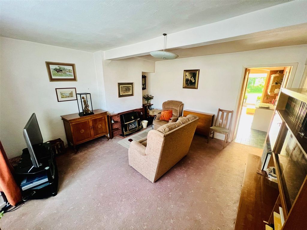 Property photo 3 of 16 Picture No. 13