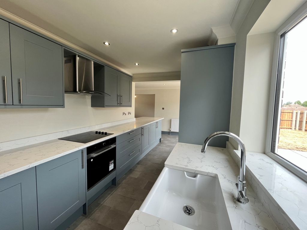 Property photo 3 of 21 View