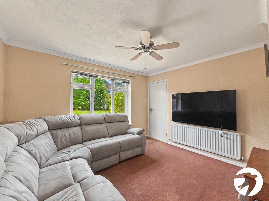 Property photo 2 of 15 Picture No. 06