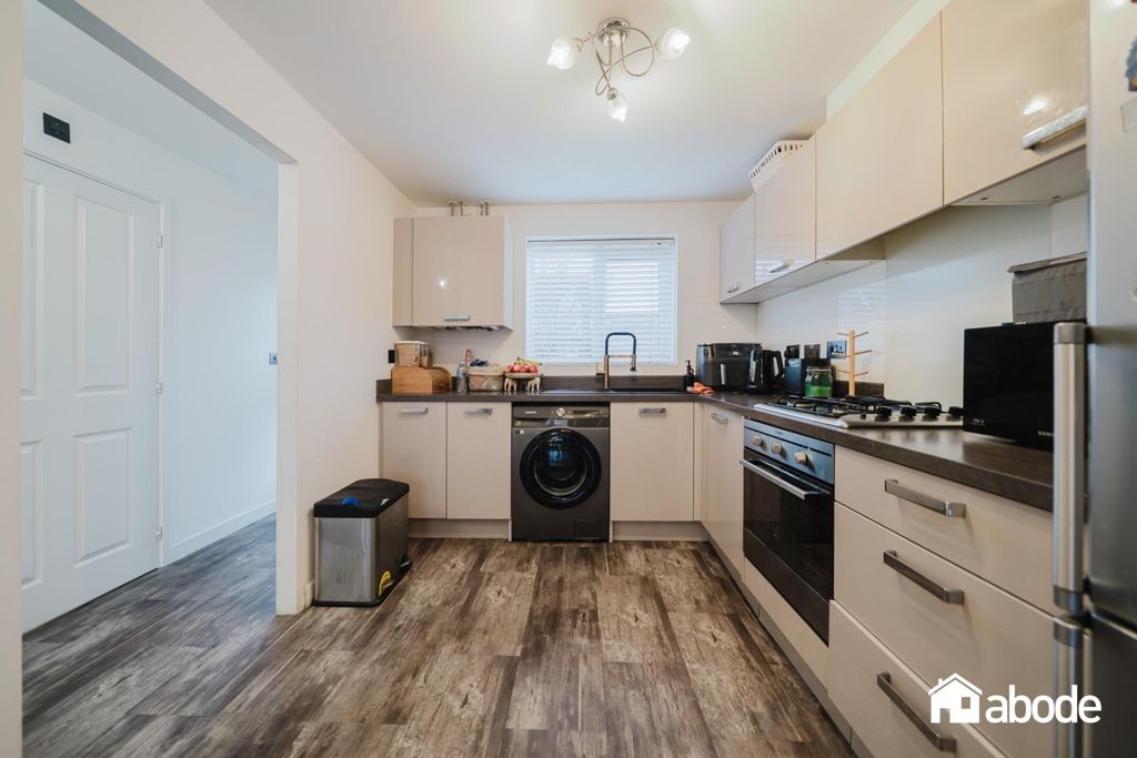 Property photo 2 of 20 Dsc08365-Hdr.Jpg