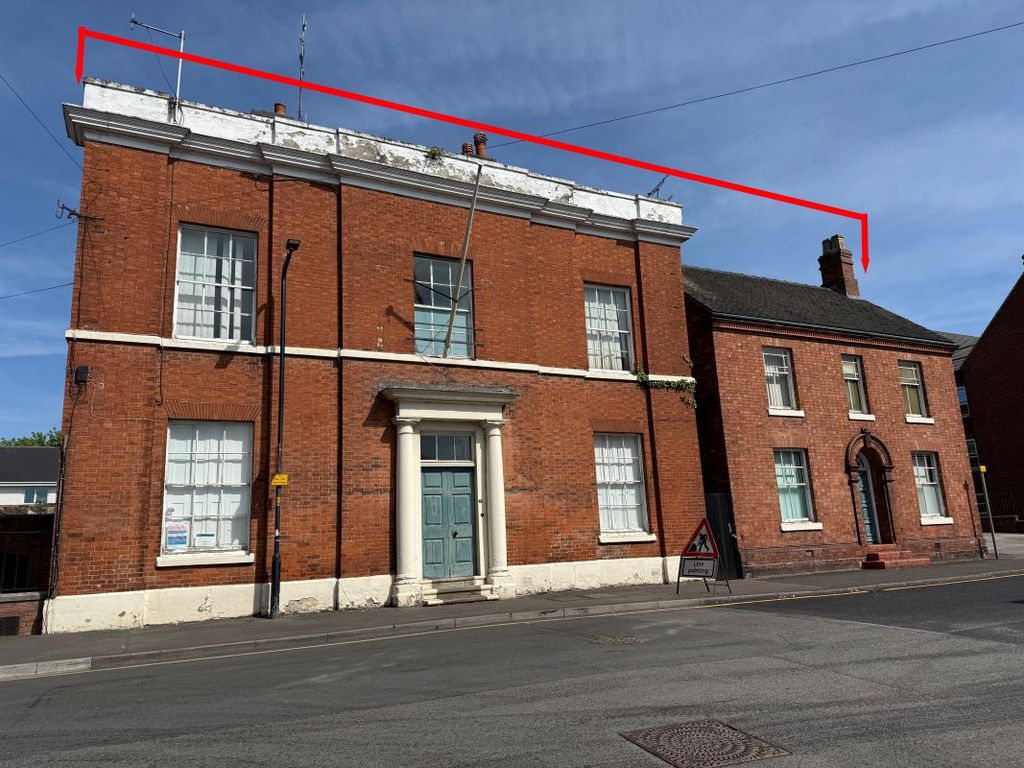 Property photo 1 of 10