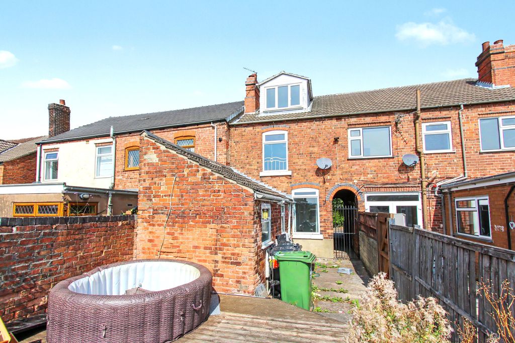 Property photo 2 of 4