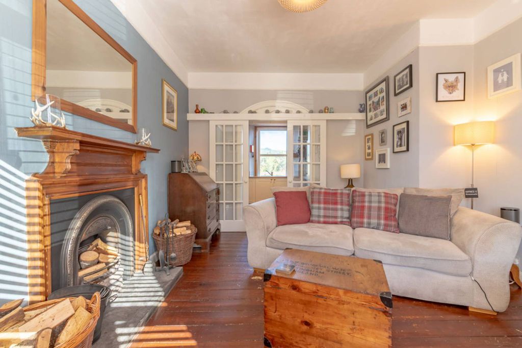 Property photo 3 of 30