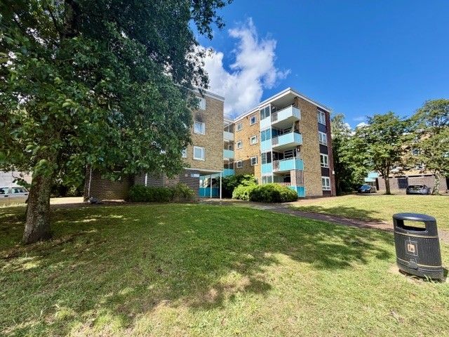 Property photo 1 of 8