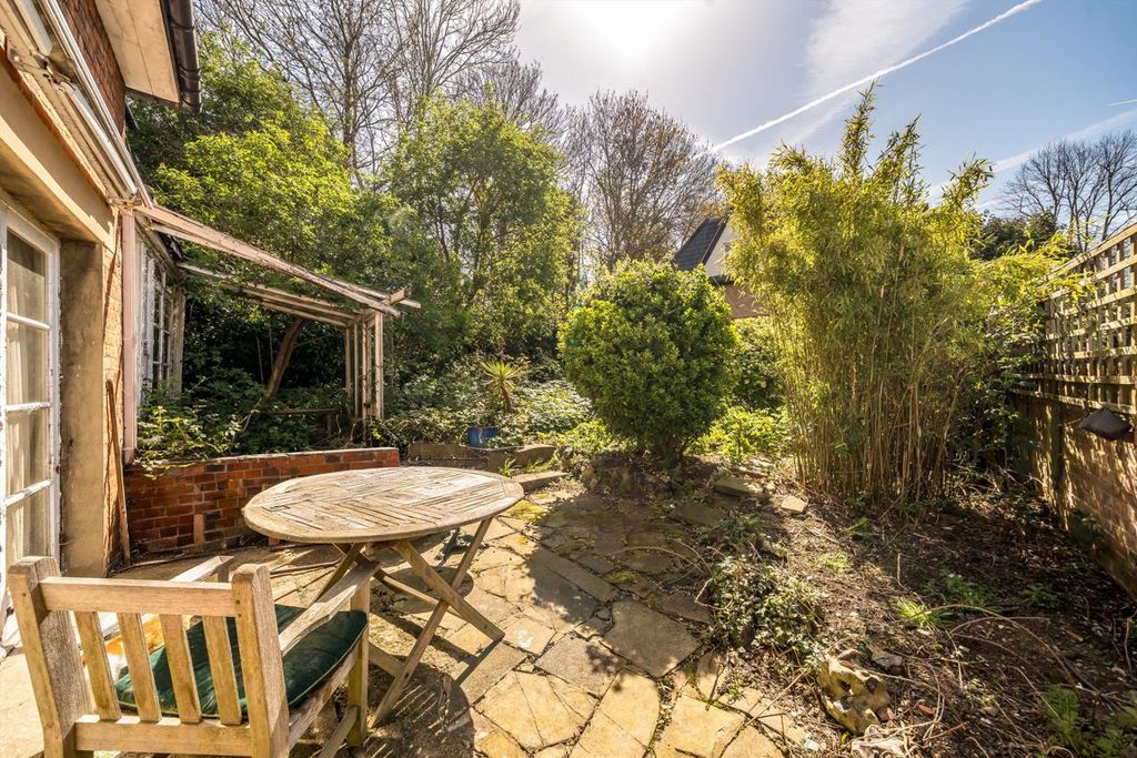 Property photo 2 of 3