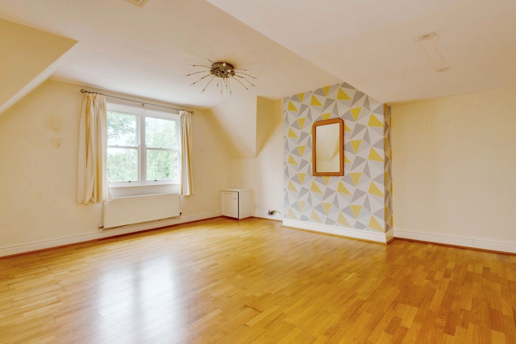 Property photo 2 of 17 Photography