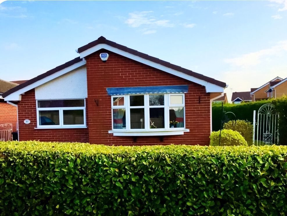 Property photo 1 of 12