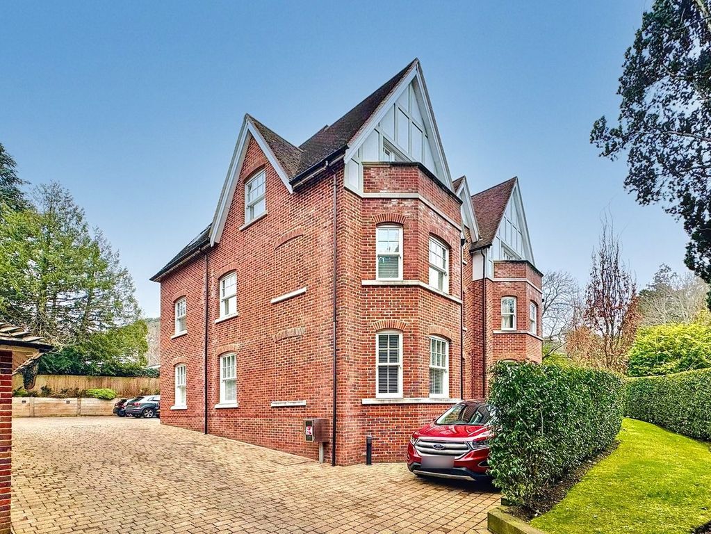 Property photo 1 of 16