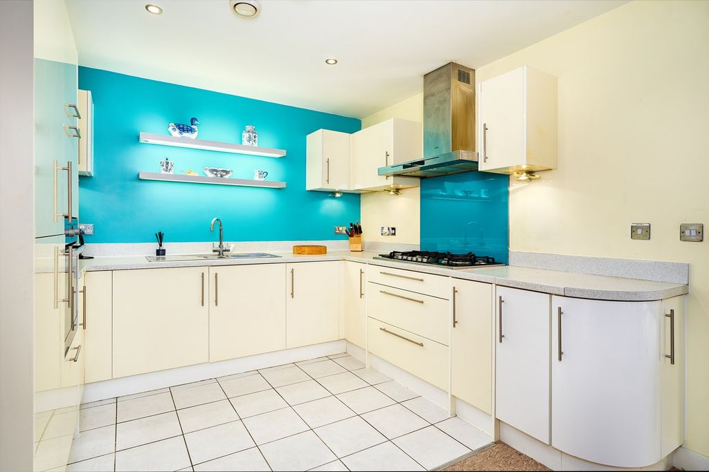 Additional image 7 of 2 bed flat for saleBridge Yard, Bradford-On-Avon BA15