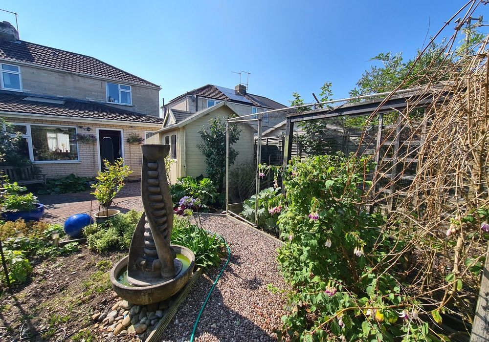 Property photo 3 of 21
