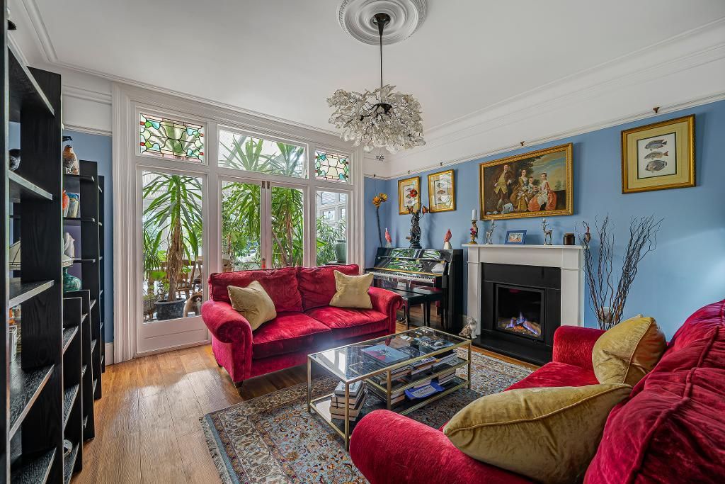 Property photo 3 of 27 Rear Reception Room