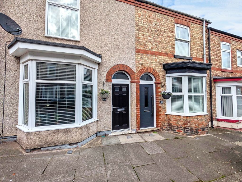 Property photo 1 of 14