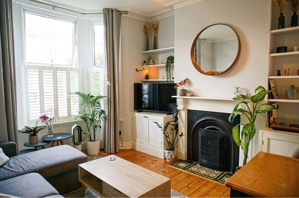 Property photo 1 of 11 Img_6432