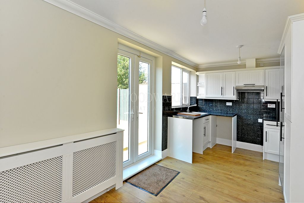 Property photo 3 of 21 Kitchen/Dining Room