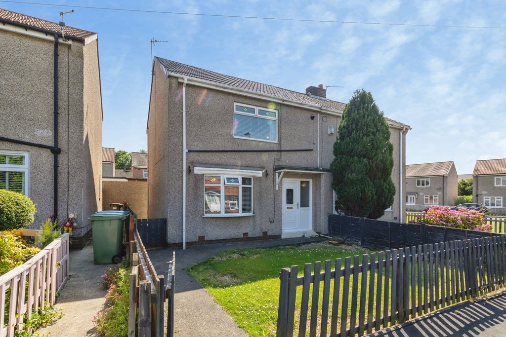 Property photo 1 of 12
