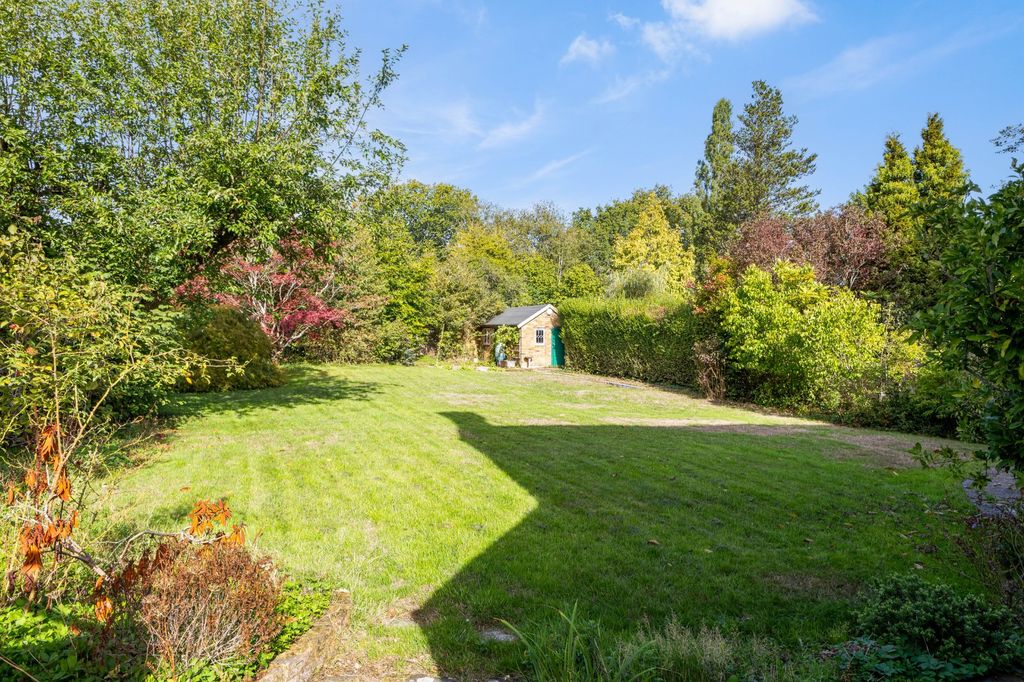 Property photo 3 of 19 Garden