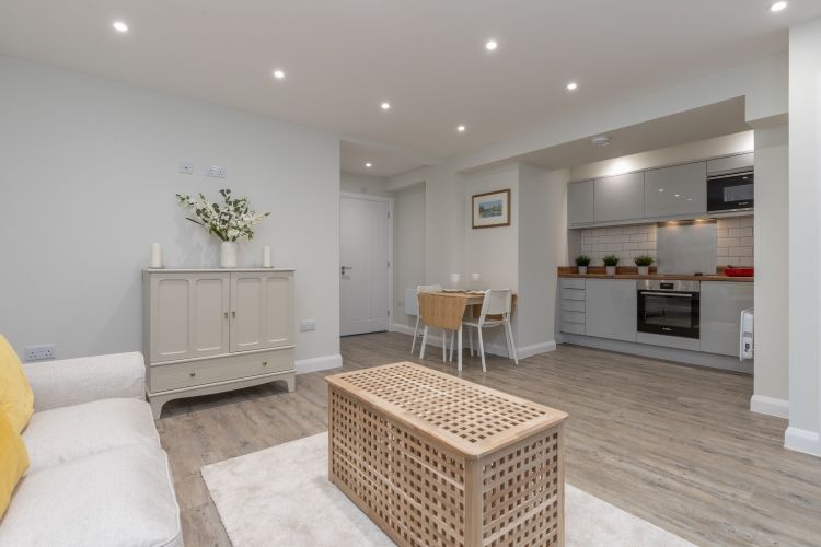 Property photo 2 of 11 269124