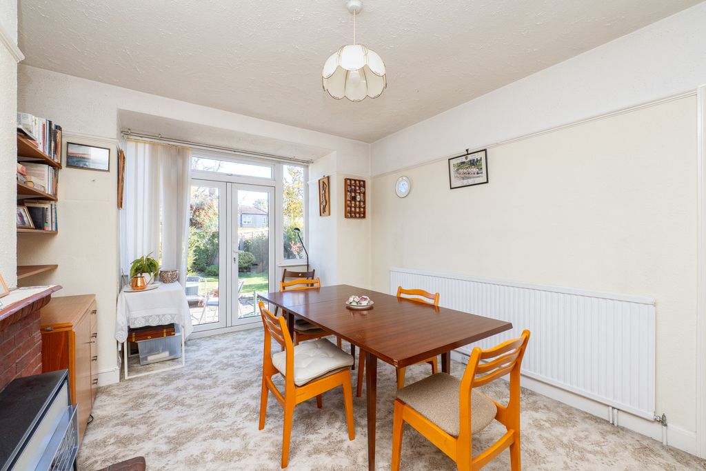 Property photo 2 of 30 Picture No. 11