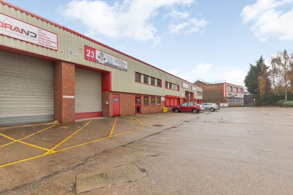 Property photo 1 of 5