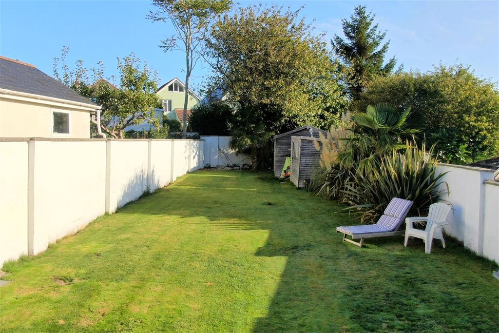 Property photo 3 of 23 Picture No. 03