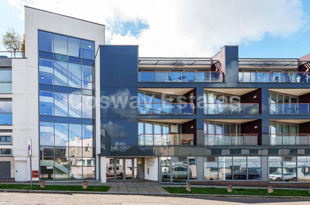 Property photo 1 of 16 Dde99B3c-740F-499c-A7Dd-26923856Ad18.Jpg