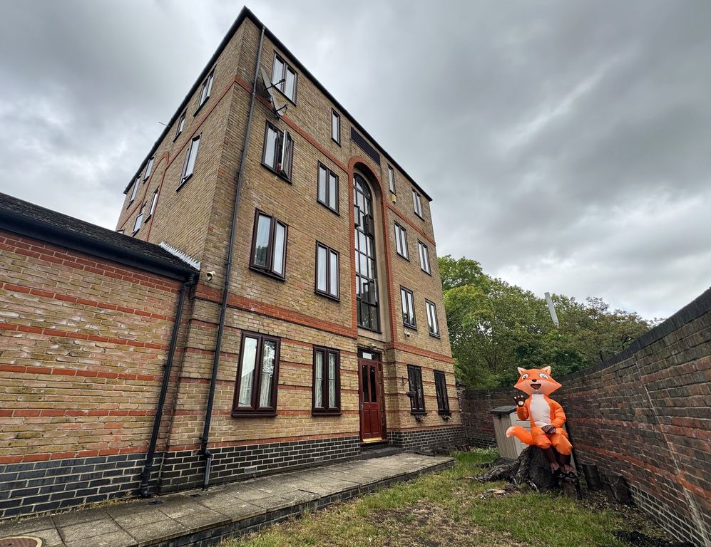 Property photo 1 of 10