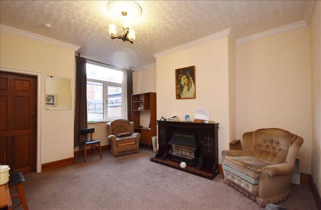 Property photo 2 of 7 Dining Room