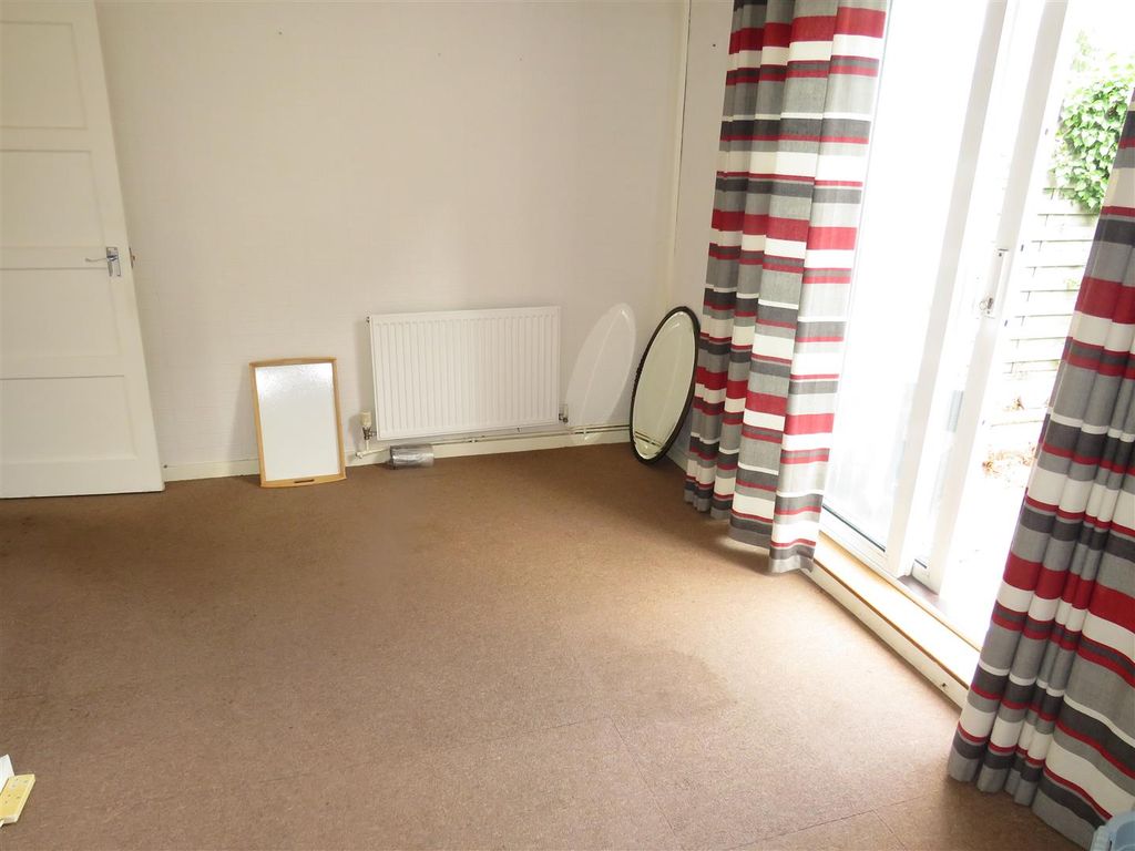 Property photo 3 of 12 Img_1938.Jpg