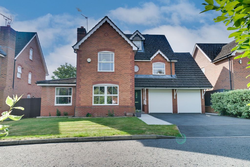 Property photo 1 of 39