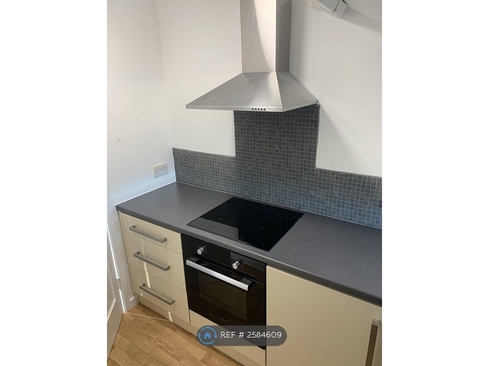 Property photo 1 of 15 Kitchen
