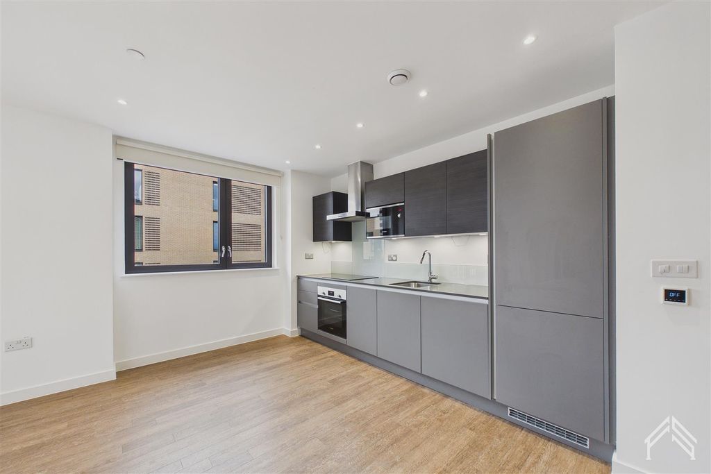 Property photo 3 of 24 3.Jpg