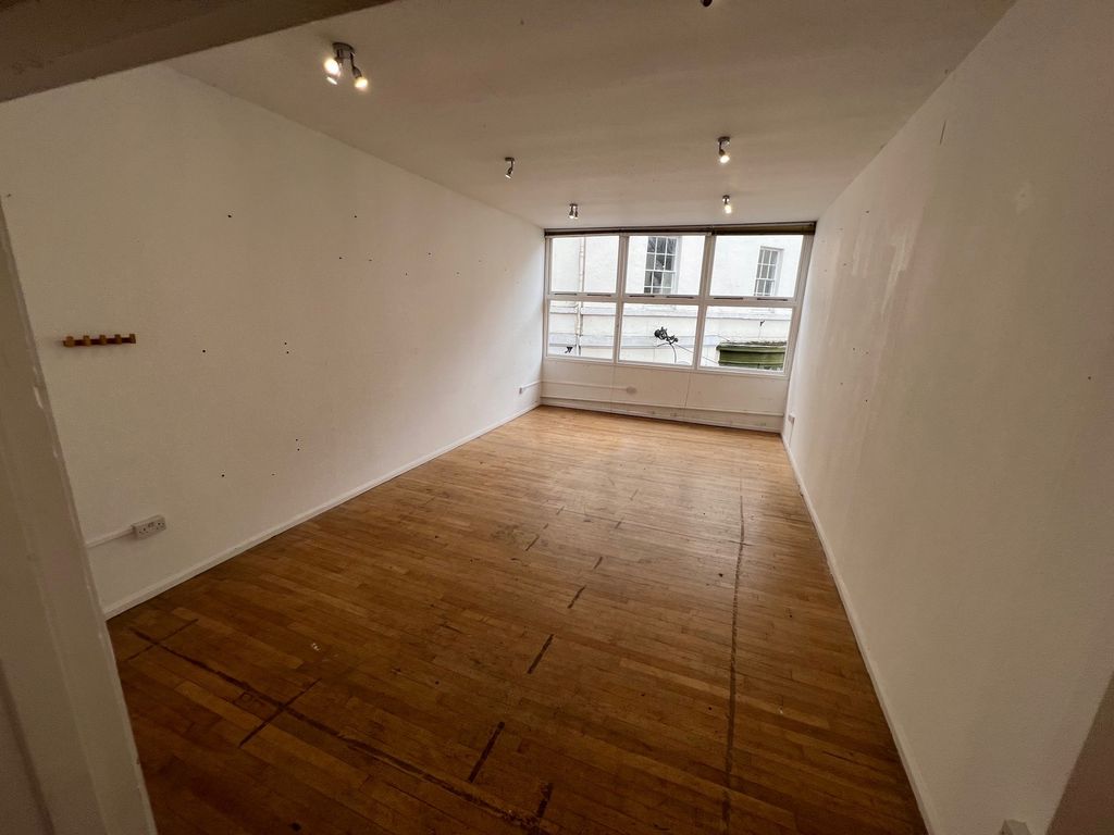 Property photo 1 of 3 Photo 1