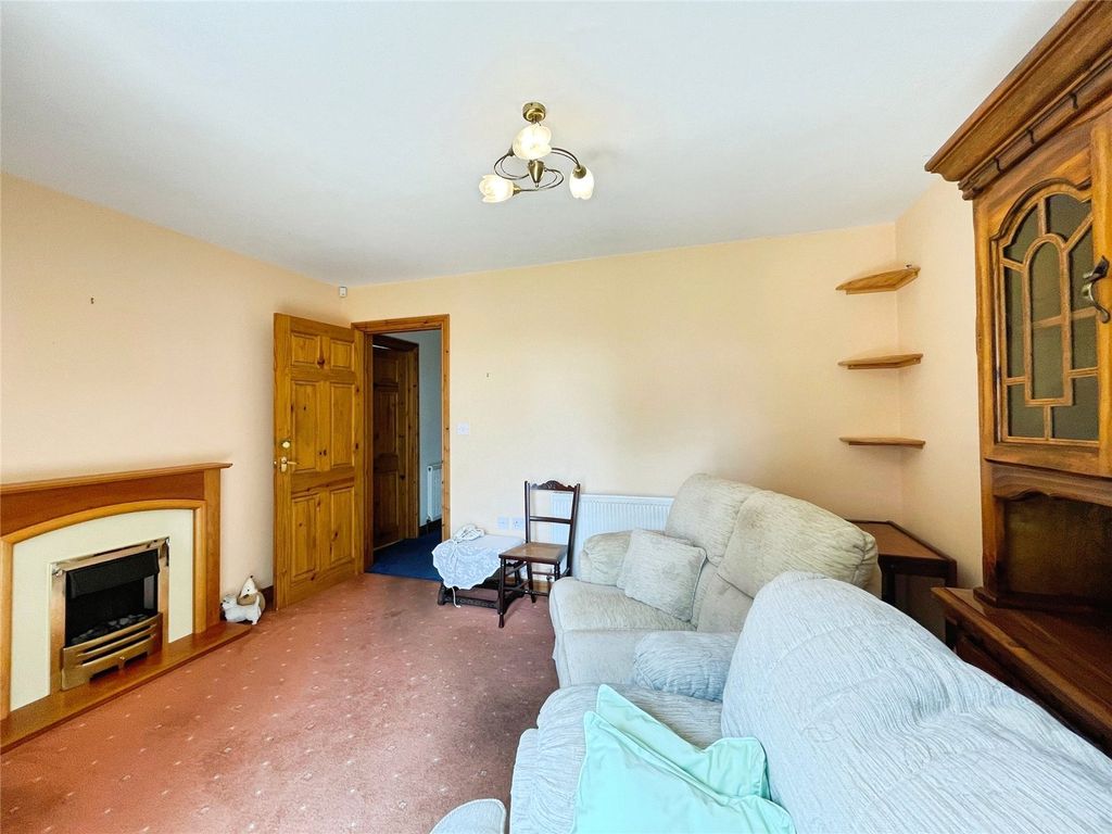 Property photo 3 of 30 Picture No. 39