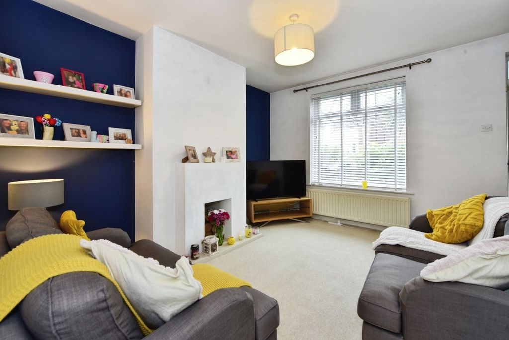 Property photo 3 of 16 Pbox-Img.Jpg