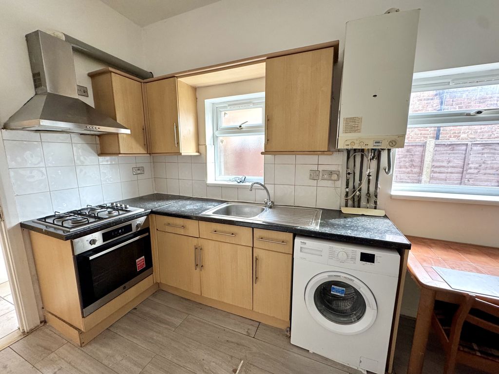 Property photo 2 of 5